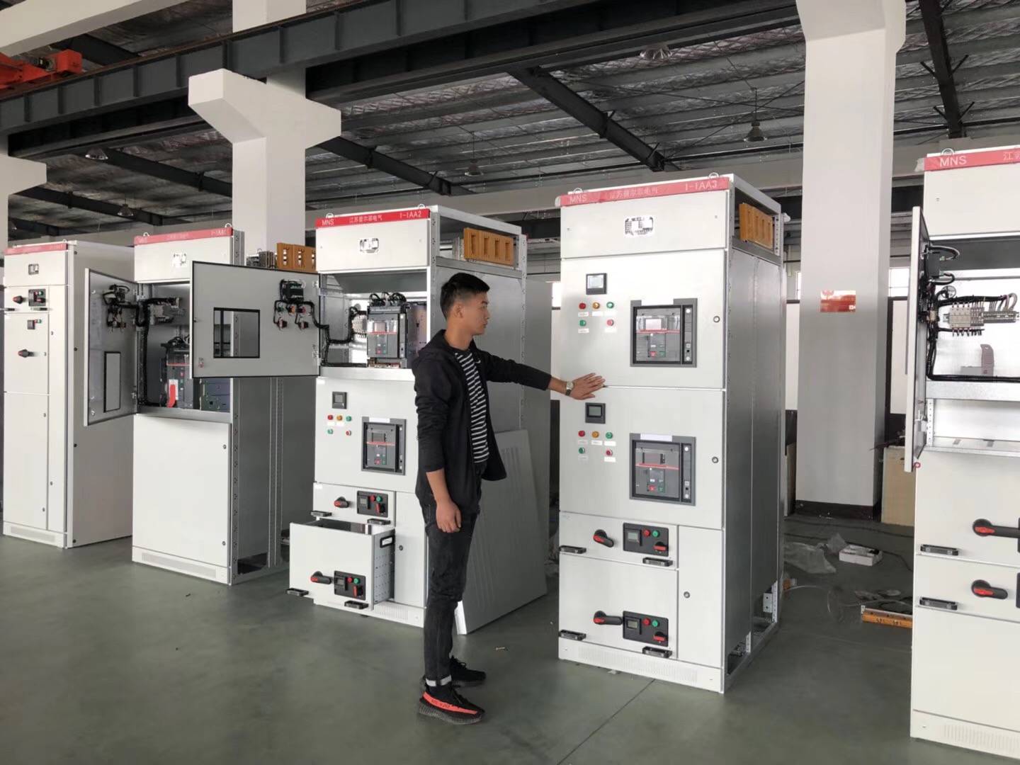 開(kāi)關(guān)柜系列